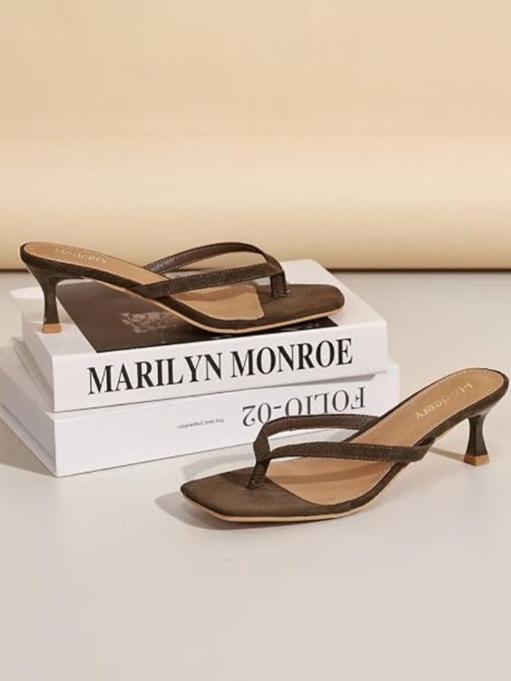 Women's Kitten Heels Thong Sandals Open Square Toe Flip Flop Low Heels 2.5 Inch - Picture 5 of 5